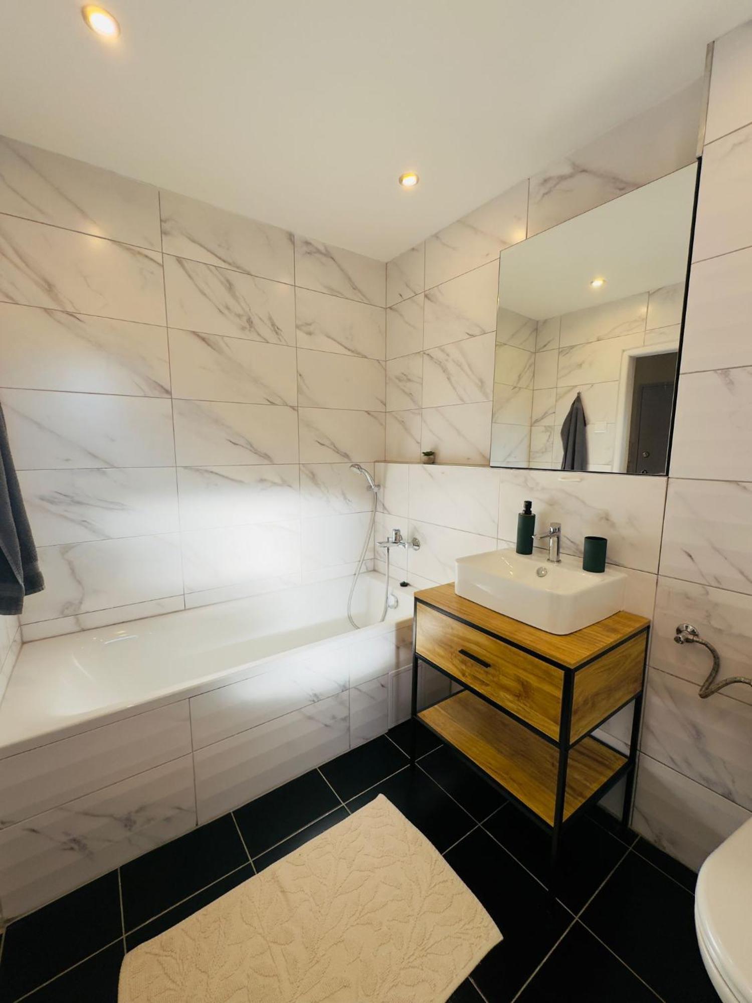 Apartment Yupa Кошице Екстериор снимка
